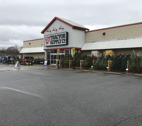 Tractor Supply Co - Charles Town, WV