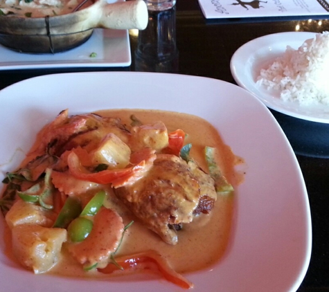 Anong's Thai Cuisine - Laramie, WY. Roasted Duck Curry with white rice