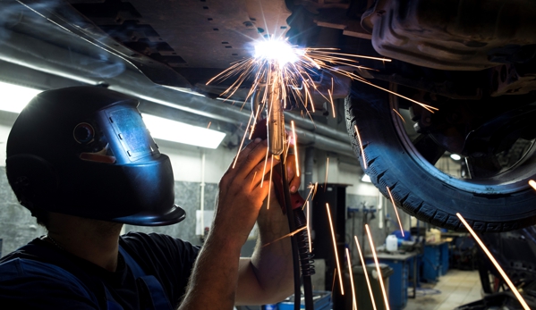 Hello Auto Body - Los Angeles, CA