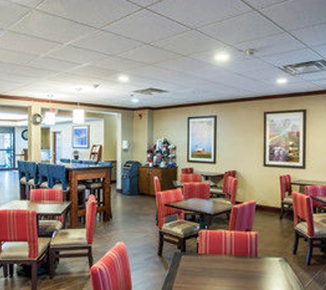 Comfort Inn & Suites - Lawrenceburg, IN