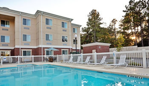 Holiday Inn Express & Suites Southern Pines-Pinehurst Area - Southern Pines, NC