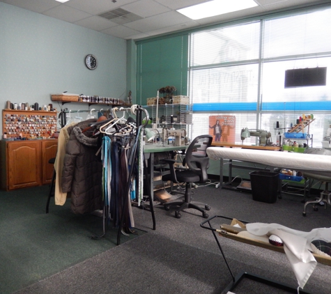 Meadowbrook Dry Cleaners & Alterations Shop - Auburn Hills, MI