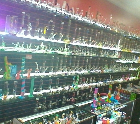 Cloud 9 Smoke Shop - Lakeside, CA