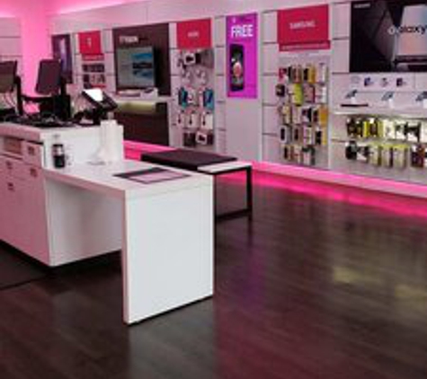 T-Mobile - Fox River Grove, IL