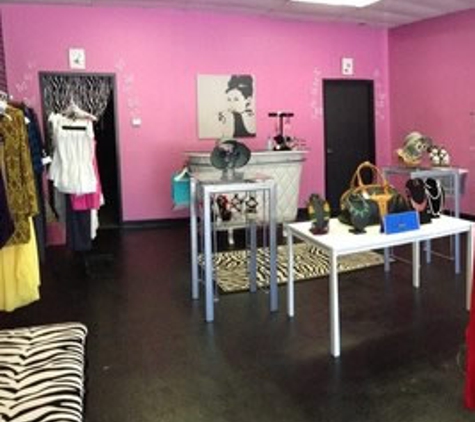 Pink Fridays Boutique - Morrow, GA