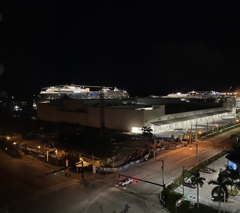 Renaissance Fort Lauderdale Cruise Port Hotel - Fort Lauderdale, FL