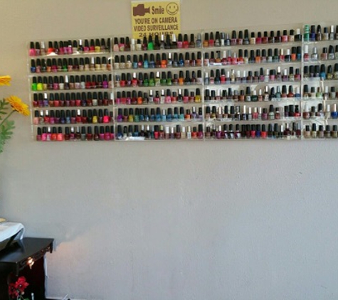 Vina Nails Spa - San Diego, CA