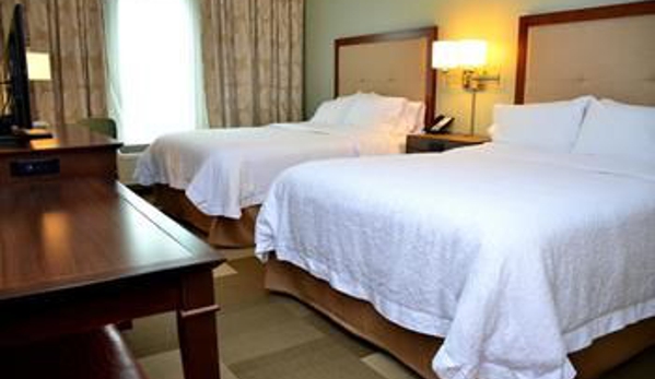 Hampton Inn & Suites Deland - Deland, FL