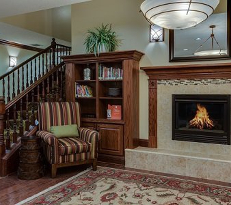 Country Inns & Suites - Charleston, WV