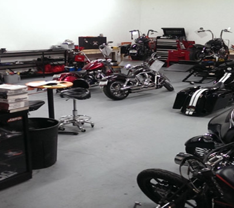 Steel Knuckle Customs Motorcycle Shop - Boynton Beach, FL