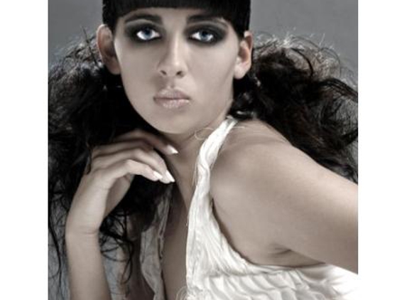 Headlines Hair & Beauty - Torquay, QLD