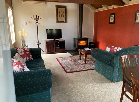 Clarendon Chalets - Ob Flat, SA