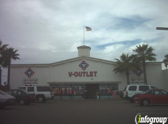 Victor's 99 Cent Outlet - San Diego, CA