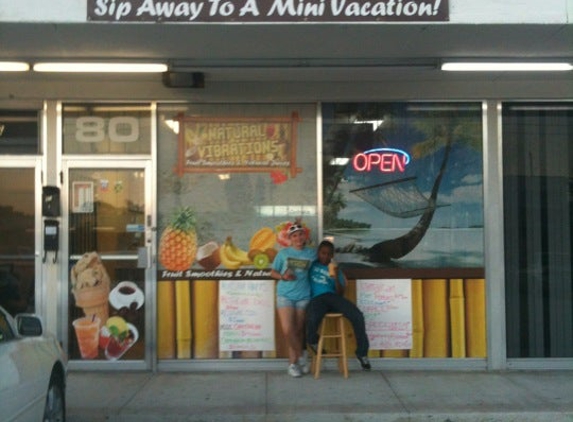 Natural Vibrations Cafe & Smoothies - Riviera Beach, FL