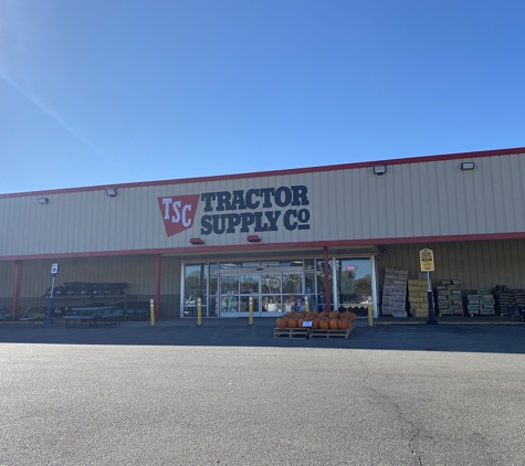 Tractor Supply Co - Wichita, KS