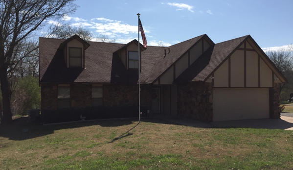 MHM Construction, INC - Warr Acres, OK. Beautiful home/beautiful new roof!
