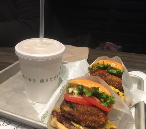 Shake Shack - New Hyde Park, NY