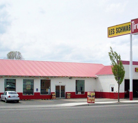 Les Schwab Tire Center - Grandview, WA