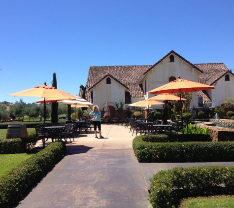 Bella Piazza Winery - Plymouth, CA