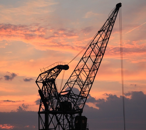 Adcock Cranes Inc. - Dover, FL. Harbour Crane