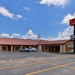 Econo Lodge - Junction, TX