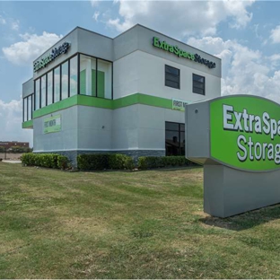 Extra Space Storage - Fort Worth, TX