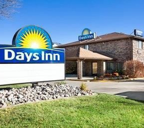 Days Inn - Grand Forks, ND