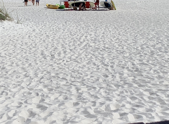 Crabs on the Beach, Pensacola - Gulf Breeze, FL