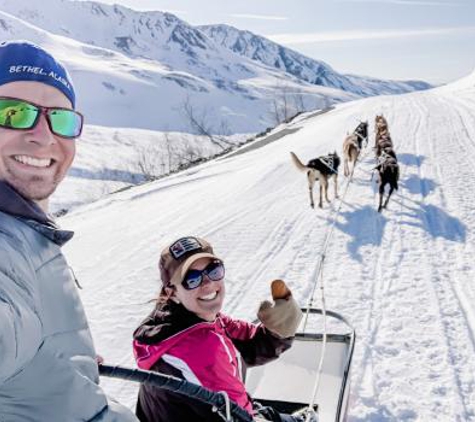 Alaskan Husky Adventures - Willow, AK