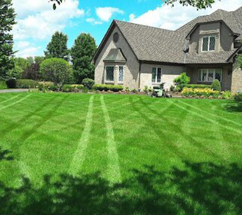 Weiss Lawn Care - Carol Stream, IL