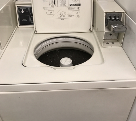 A 24 Hour Coin Laundry - Fort Walton Beach, FL. Topload Washer $2.00