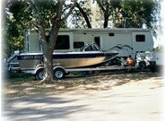 Woodson Bridge RV Park - Corning, CA