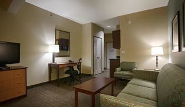 Best Western Plus Texarkana Inn & Suites - Texarkana, AR