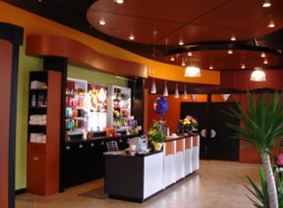 Delray Tan Company & Spa - Delray Beach, FL