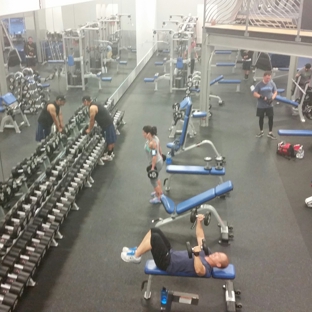 Crunch Gym - Northridge, CA. Free weights