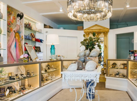 Isabella's Fine & Antique Jewellery - Noosa Heads, QLD