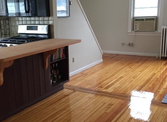 A Bueno Hardwood Floors LLC - Fairfield, CT