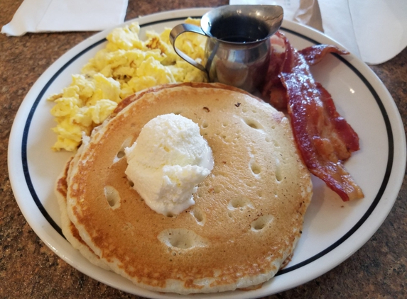 Corner Bakery Cafe - Hacienda Heights, CA