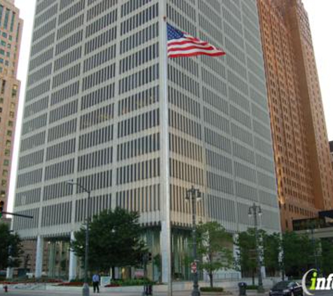 One Woodward Lobby + Patio - Detroit, MI