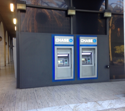 Chase Bank - Los Angeles, CA. ATM