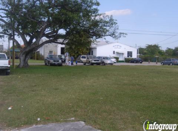 Coral Villa Baptist Church - Miami, FL