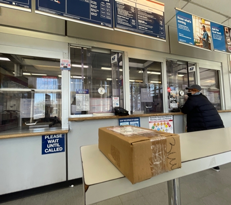 United States Postal Service - East Elmhurst, NY