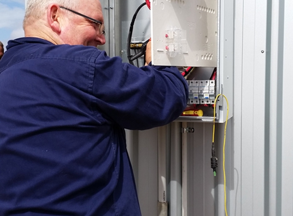 Ferguson G Electrical Pty Ltd - Laravale, QLD