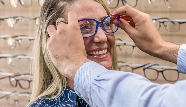 Wicks Eyecare - Keilor, VIC