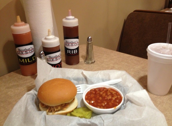 Brothers Bar-B-Que - Madisonville, KY
