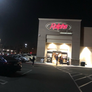 Ralphs Fresh Fare - Woodland Hills, CA