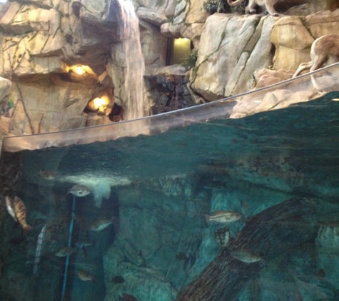 Bass Pro Shops - Harrisburg, PA