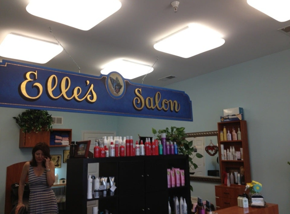 Elle's Salon - Fredericksburg, VA