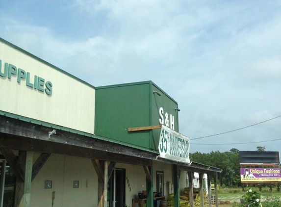 S & H Feed & Garden Supply - Hubert, NC
