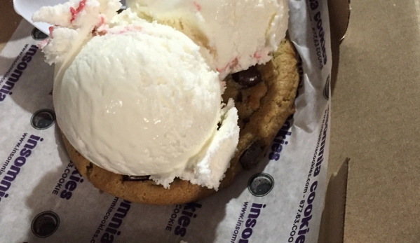 Insomnia Cookies - Cambridge, MA